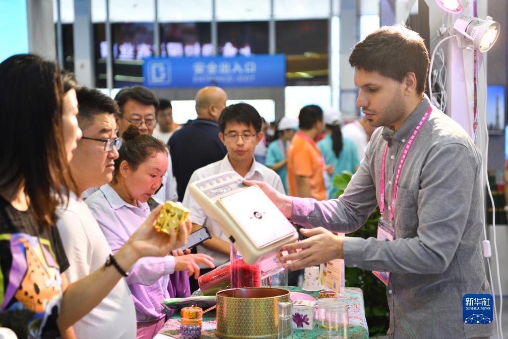 澳门新亰娱乐